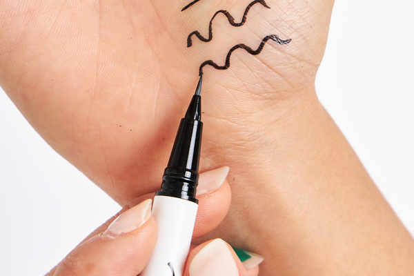 12 Eyeliner Tricks That'll Change Your Daily Routine